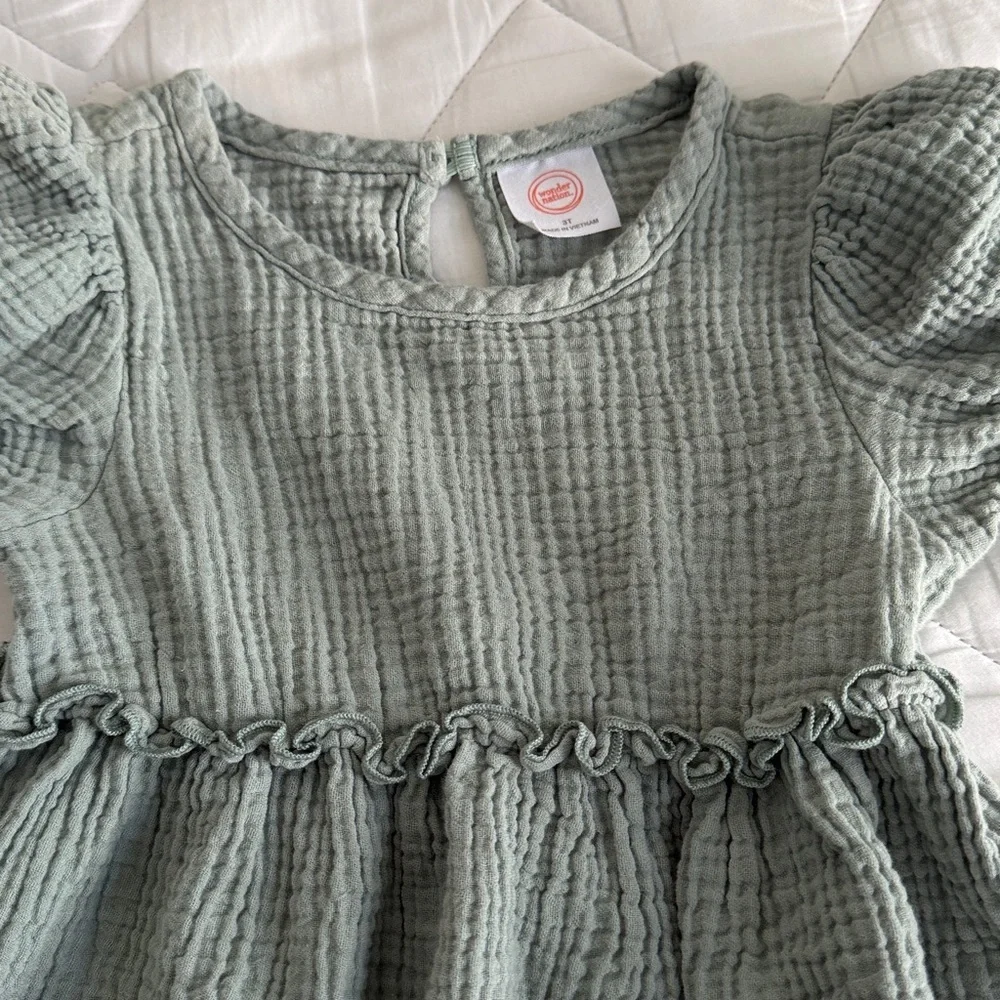 Old Navy Kids Dress Set - Red, Black, Green, Cream